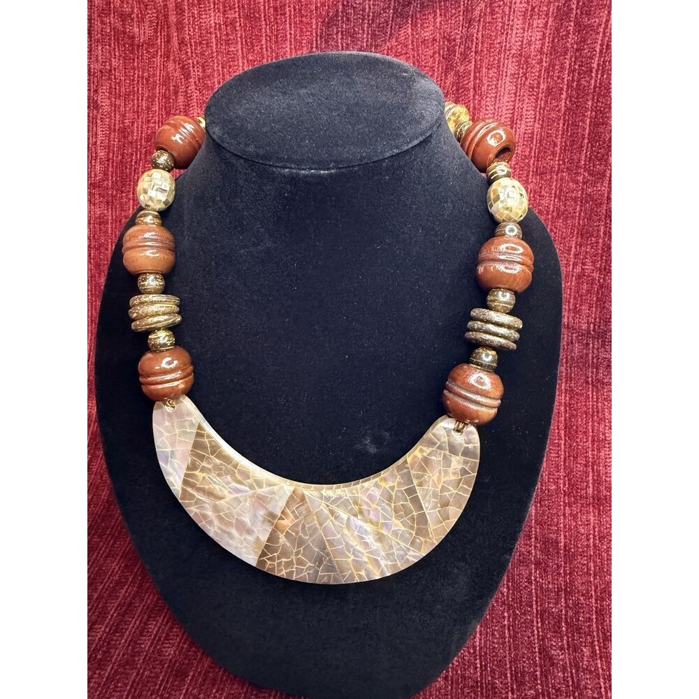 Incredible Vintage Hobe Statement Mother Of Pearl Necklace Signed